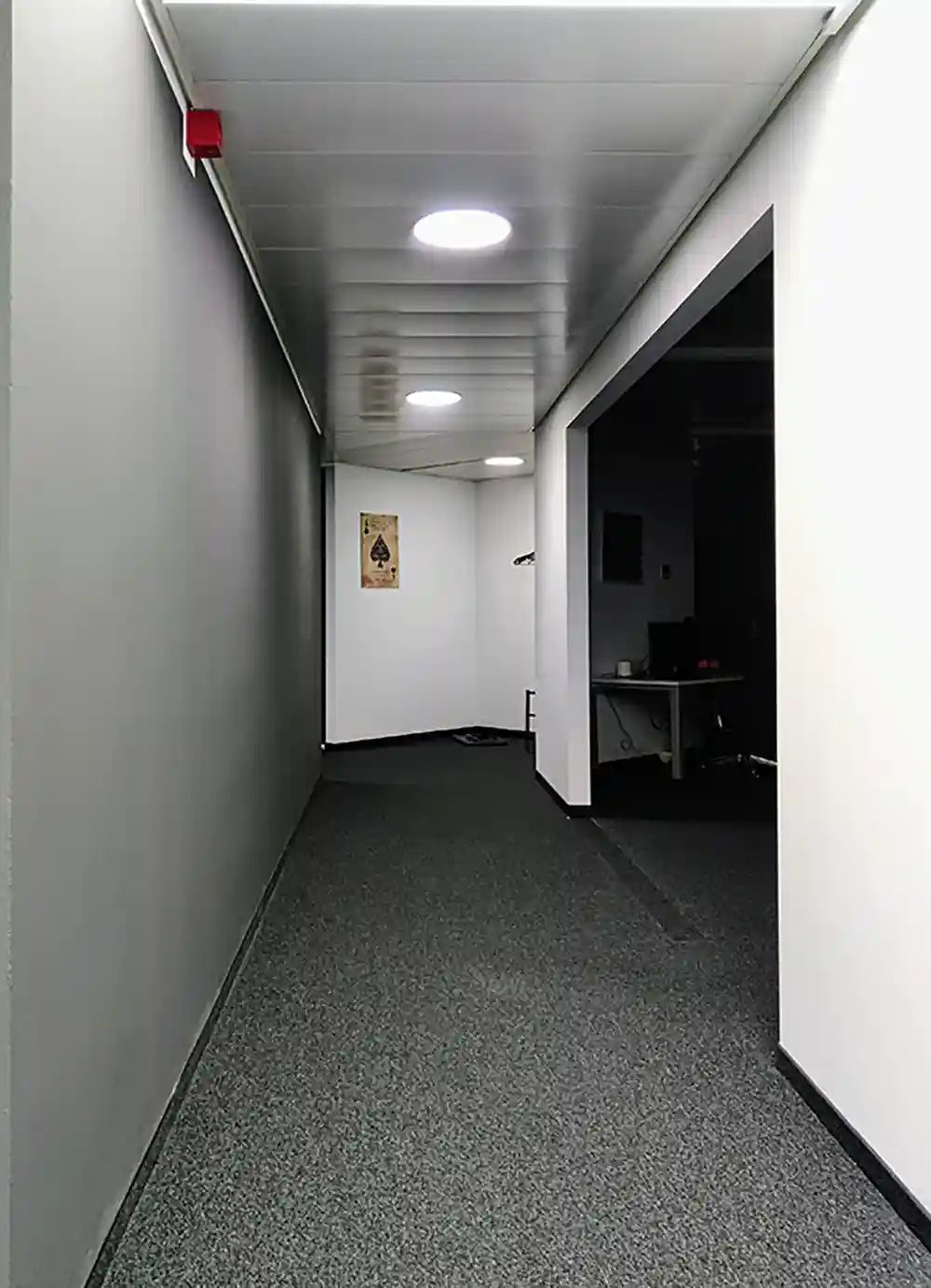 Modernisierter Pausenraum eines Softwarebüros in München nach der Renovierung durch A+S GmbH.